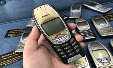 "Siêu phẩm" Nokia với phiên bản "Mercedes-benz": Đam mê một thời - đẳng cấp là mãi mãi