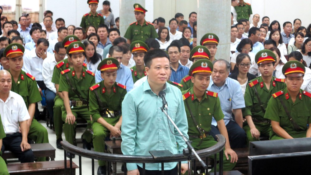 Không để “trên nóng, dưới lạnh” trong phòng, chống tham nhũng, tiêu cực: Nhìn từ Hà Nội (3): Cơ quan xét xử phải có chuyên môn cao, bản lĩnh chính trị vững vàng ảnh 2