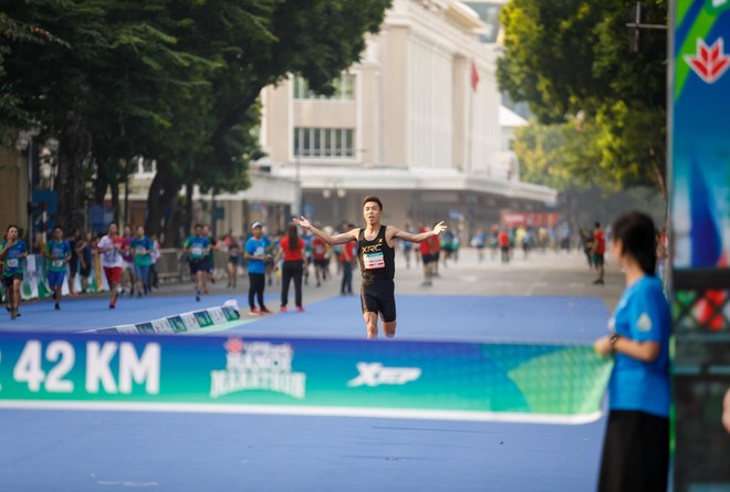 VPBank Hanoi Marathon: Đừng bỏ lỡ những trải nghiệm đậm chất thơ của mùa thu Hà Nội ảnh 6