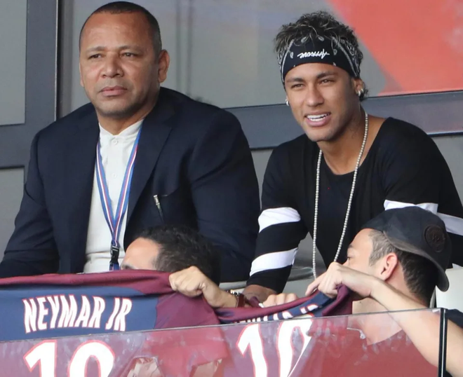 Neymar đổ lỗi cho bố để tránh ngồi tù ảnh 1