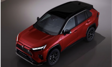 Toyota bổ sung phiên bản mới cho RAV4, gia tăng sức ép lên Honda CR-V?