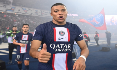 Mbappe được PSG trao hợp đồng 'siêu khủng' chưa từng có trong lịch sử