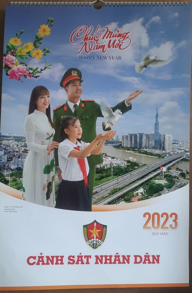 Phát hành lịch Công an nhân dân năm 2023 ảnh 3