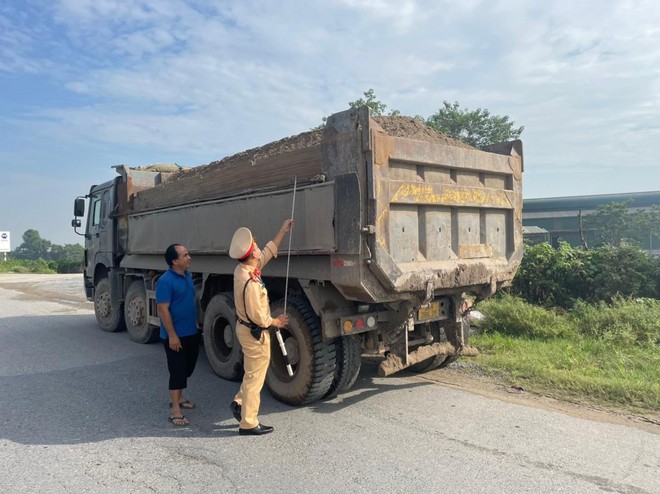 ‘Đảm bảo 99% tài xế là công dân địa phương không cơi nới thành, thùng xe tải’ ảnh 1