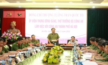 Khách quan, công khai minh bạch trong công tác cán bộ, chống chạy chức, chạy quyền