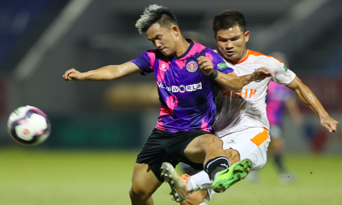 Ba đội V-League trốn suất xuống hạng