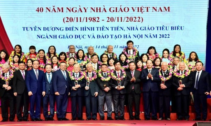 Hà Nội tri ân những Anh hùng thầm lặng cống hiến cho sự nghiệp “trồng người”