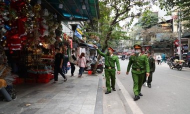 Công an Hà Nội ra quân triển khai cao điểm tấn công trấn áp tội phạm