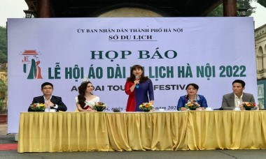 Lễ hội Áo dài Du lịch Hà Nội 2022: Tôn vinh truyền thống, xây dựng sản phẩm du lịch mới