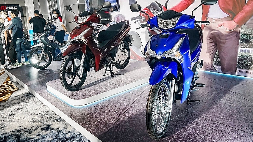 Điều gì khiến mẫu xe máy phổ thông nhập từ ThaiLan được đội giá ngang Honda SH?