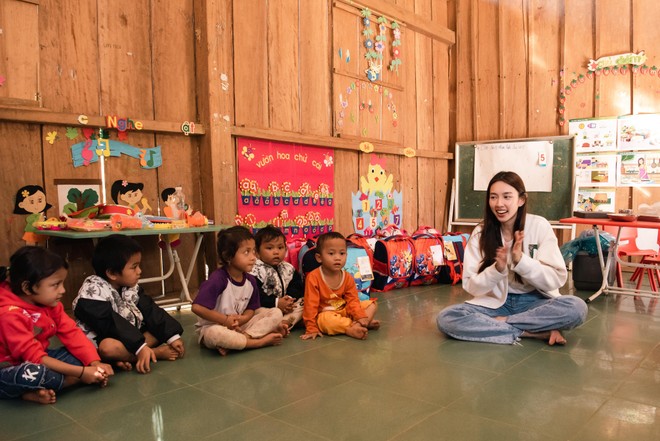 Hết nhiệm kỳ Hoa hậu, Thùy Tiên đến nơi “không có điện, không có sóng” để làm từ thiện ảnh 9