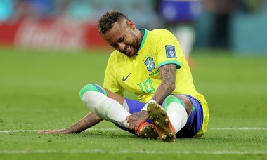 Neymar chấn thương nặng hơn dự kiến, có thể mất World Cup 2022