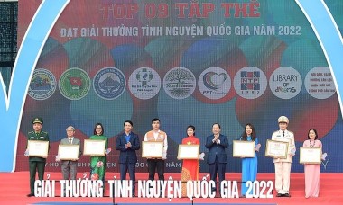 Trao tặng giải thưởng Tình nguyện quốc gia năm 2022 cho 19 cá nhân, tập thể