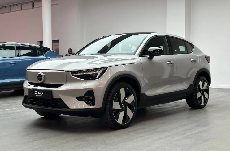 Volvo C40 Recharge 2023