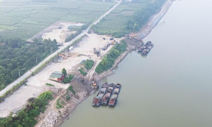 Tập trung mọi biện pháp đấu tranh với 'cát tặc' lợi dụng lòng sông để hoạt động trục lợi