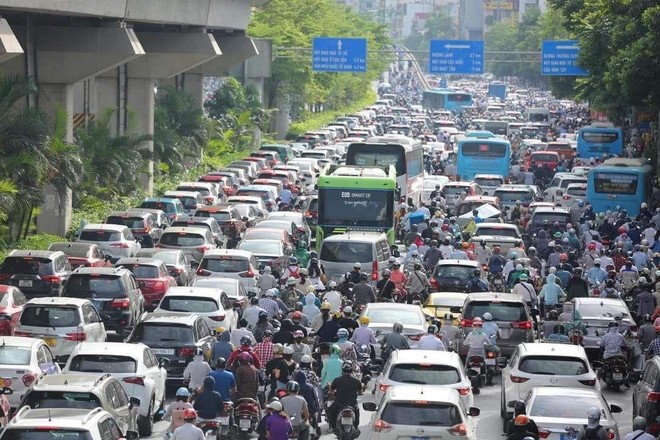 Nguy cơ "vỡ trận" nút giao Ngã Tư Sở sau thông xe vành đai 2 trên cao ảnh 1