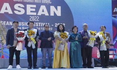 Diva Thanh Lam, nhạc sĩ Huy Tuấn ngồi "ghế nóng" Liên hoan âm nhạc ASEAN 2022