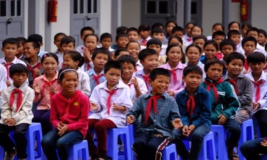 “Xóa đói, giảm nghèo” trong giáo dục vùng trung du miền núi Bắc bộ