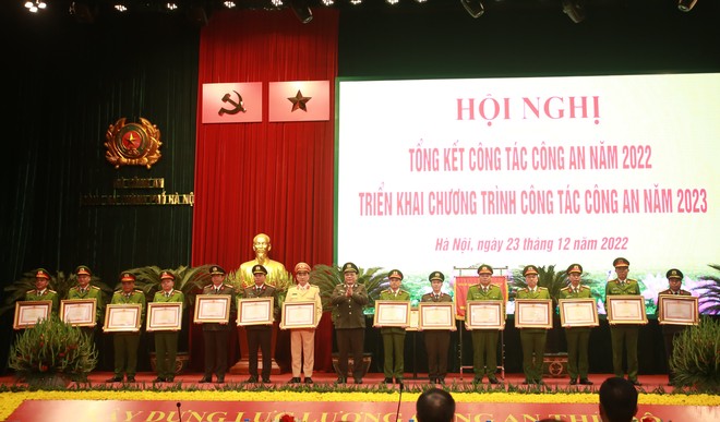 Nhiệm vụ trọng tâm công tác năm 2023 là xây dựng bản lĩnh người Công an Thủ đô ảnh 2