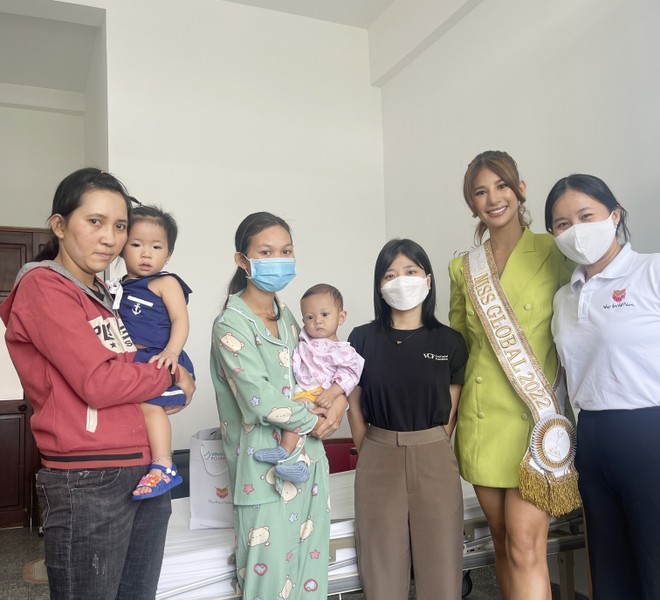 Miss Global 2022 Shane Tormes khám phá, thiện nguyện tại Việt Nam ảnh 2