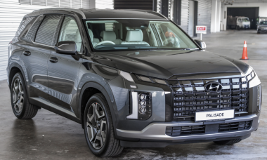 Hyundai Palisade 2023 ra mắt với diện mạo ngạc nhiên, giá quy đổi khoảng 2 tỷ đồng