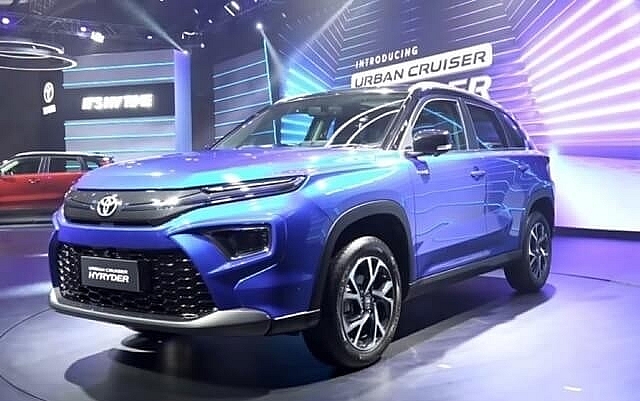 Mẫu SUV của Toyota ra mắt phiên bản mới, phả hơi nóng lên Kia Seltos và Hyundai Creta