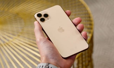 Giá iPhone 11 Pro Max mới nhất ngày 19/2: Giảm mạnh nhất năm, “hàng sang” giờ dễ dàng sắm