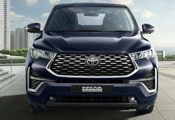 Toyota Innova Hycross phiên bản mới