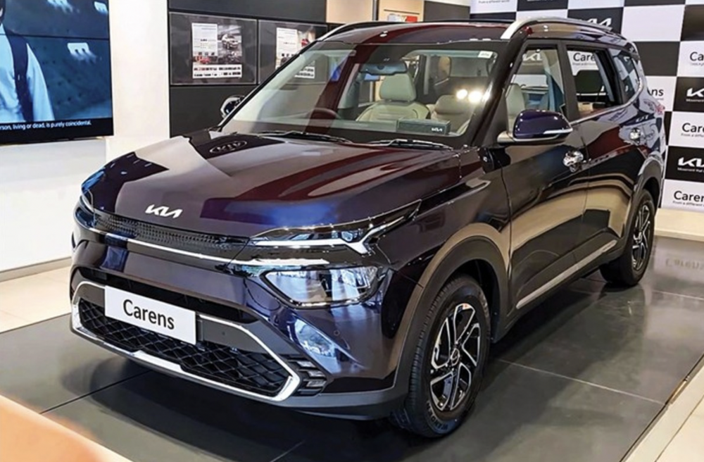 phiên bản Kia Carens Luxury mới 