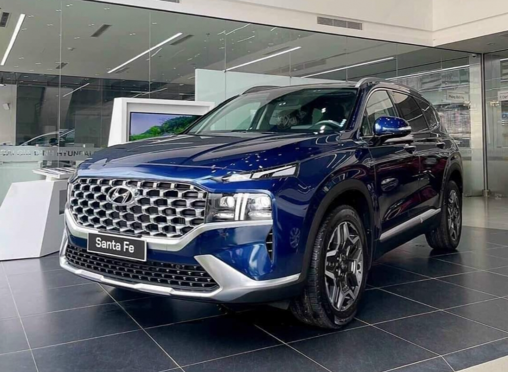 Nhìn lại 5 thế hệ Hyundai Santa Fe, đâu là bản đẹp nhất?