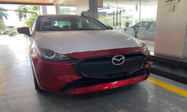 Mazda 2 phiên bản nâng cấp lộ diện tại Việt Nam