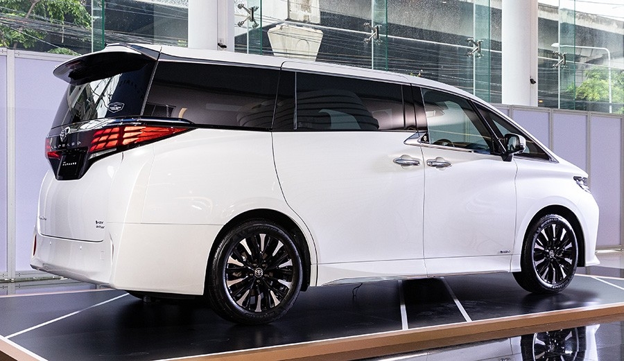 Toyota Alphard 2024 được nhận cọc tại Việt Nam, giá dự kiến hơn 4 tỷ đồng