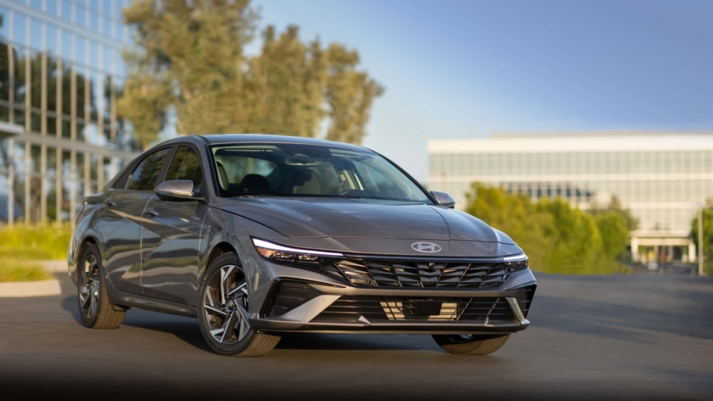 Ngắm nhìn vẻ đẹp hút hồn của Hyundai Elantra 2024, nâng cấp thêm công nghệ an toàn