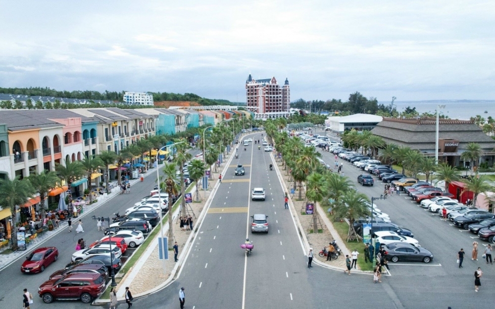 Du lịch Phan Thiết thêm sôi động nhờ các tiện ích mới hoàn thiện của nhiều doanh nghiệp cũng như sự xuất hiện nhiều thương hiệu ẩm thực – giải trí