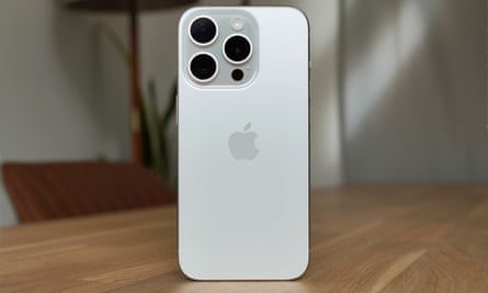 iPhone 15 Plus và iPhone 15 Pro, đâu điện thoại đáng mua nhất dịp cuối năm?