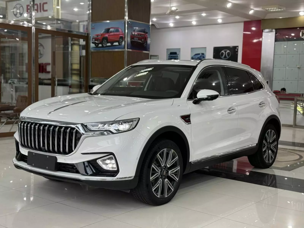 SUV hạng trung Hồng Kỳ HS5 mở bán tại Việt Nam, giá rẻ hơn Mazda CX-5