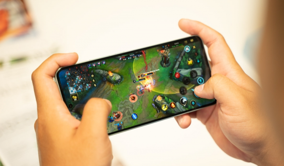 Những mẫu điện thoại Xiaomi cũ chiến game tốt đáng mua hiện nay