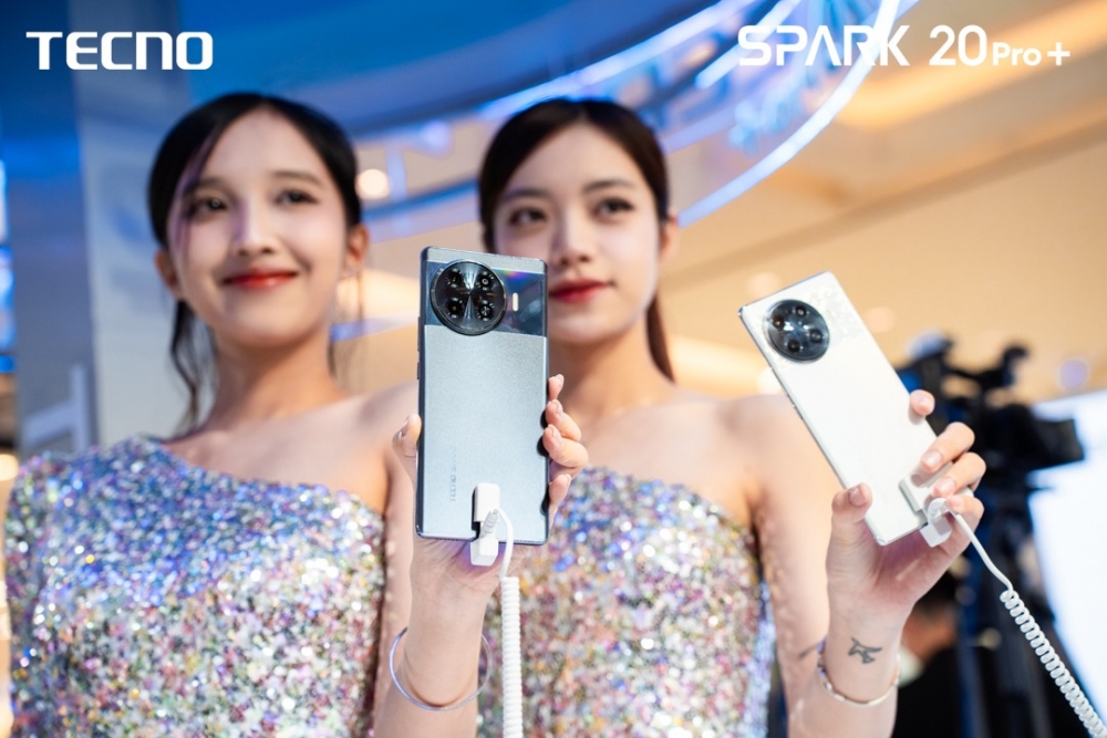 Điện thoại Tecno Spark 20 Pro+ ra mắt tại Việt Nam, màn hình cong 3D cùng hệ thống camera 108MP