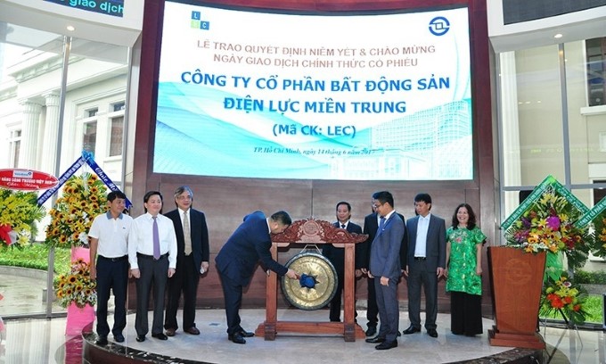 Kinh doanh sa sút, cổ phiếu bị "chuyển án", ĐHCĐ Bất động sản Điện lực miền Trung (LEC) dự báo sẽ "rất nóng"