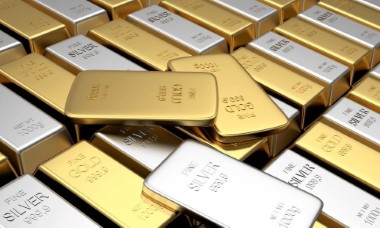 Giá vàng hôm nay (26/7): Vàng thế giới giảm mạnh, vàng trong nước giữ ổn định